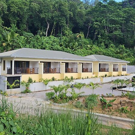 Solea Self Catering Hotel Victoria Exterior photo